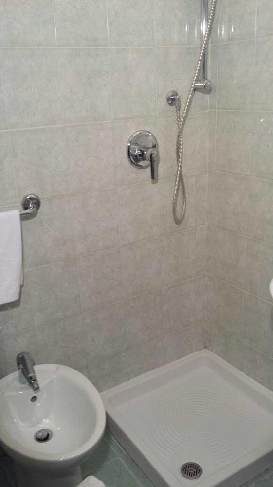 Hotel Europa Rovigo Buitenkant foto